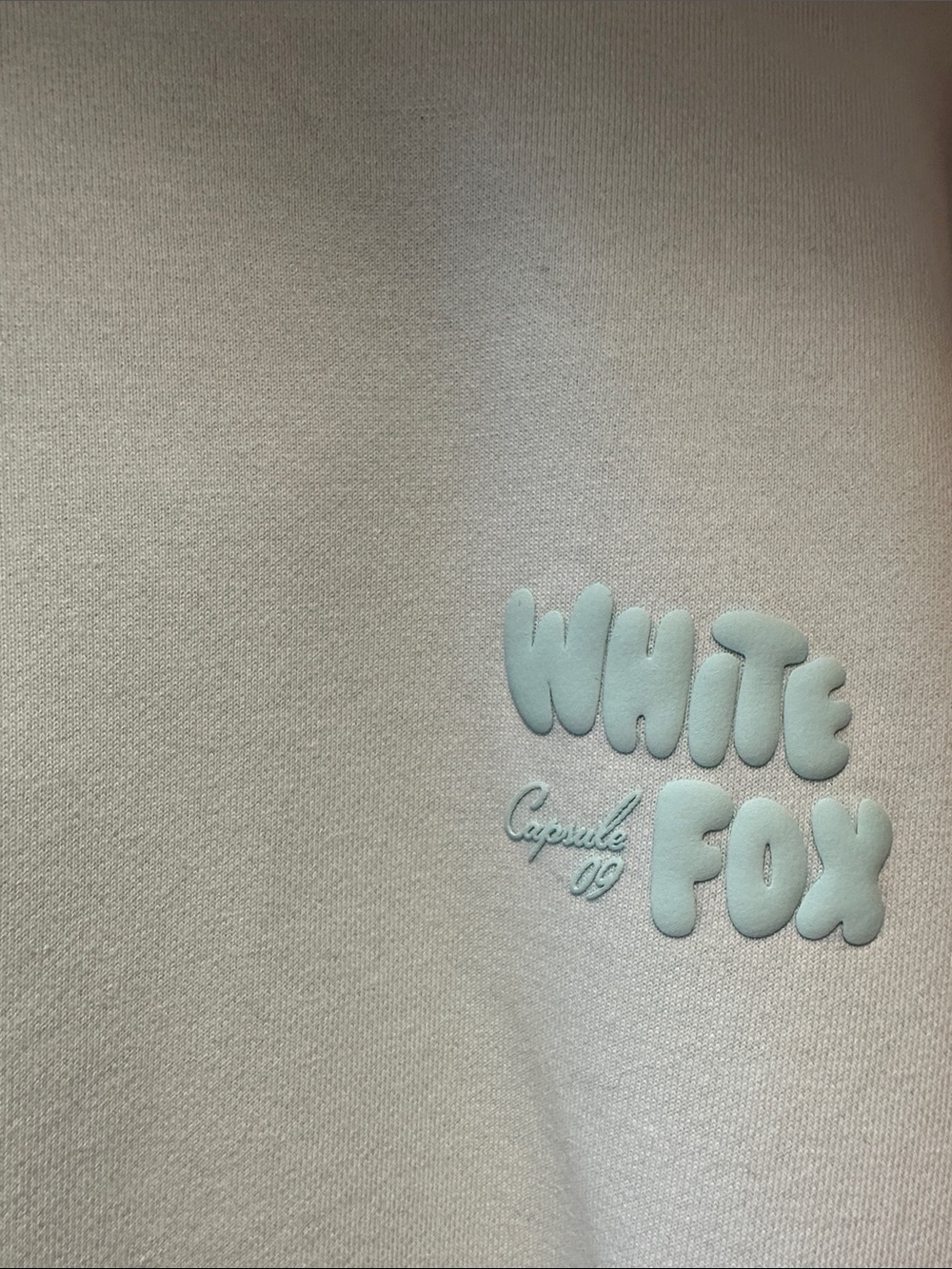 White Fox Womens  Mint Green Blue Pullover Hoodie sz medium large - Picture 2 of 6